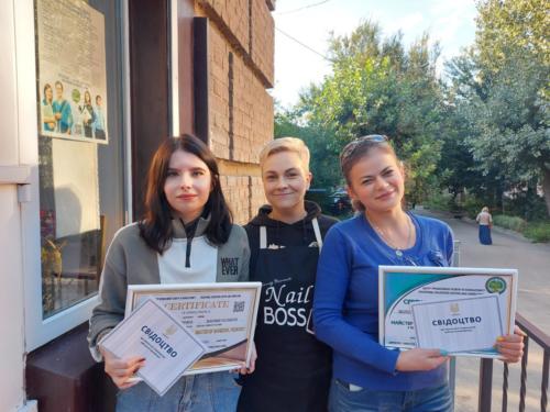 Манікюр, педикюр